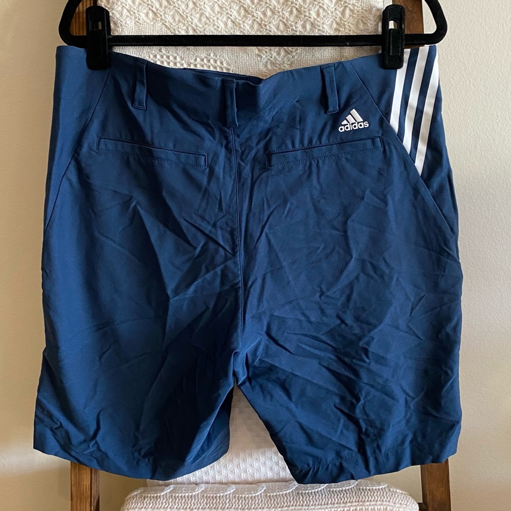 NWOT Adidas dark blue classic men’s shorts - Picture 4 of 4